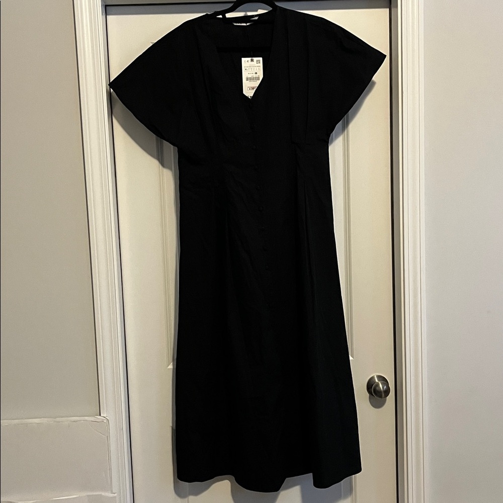 Classic Black V-Neck Midi Dress - Elegant Everyday Style